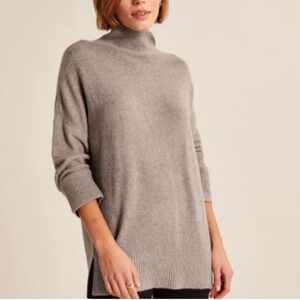 Abercrombie & Fitch Grey Mockneck Sweater S